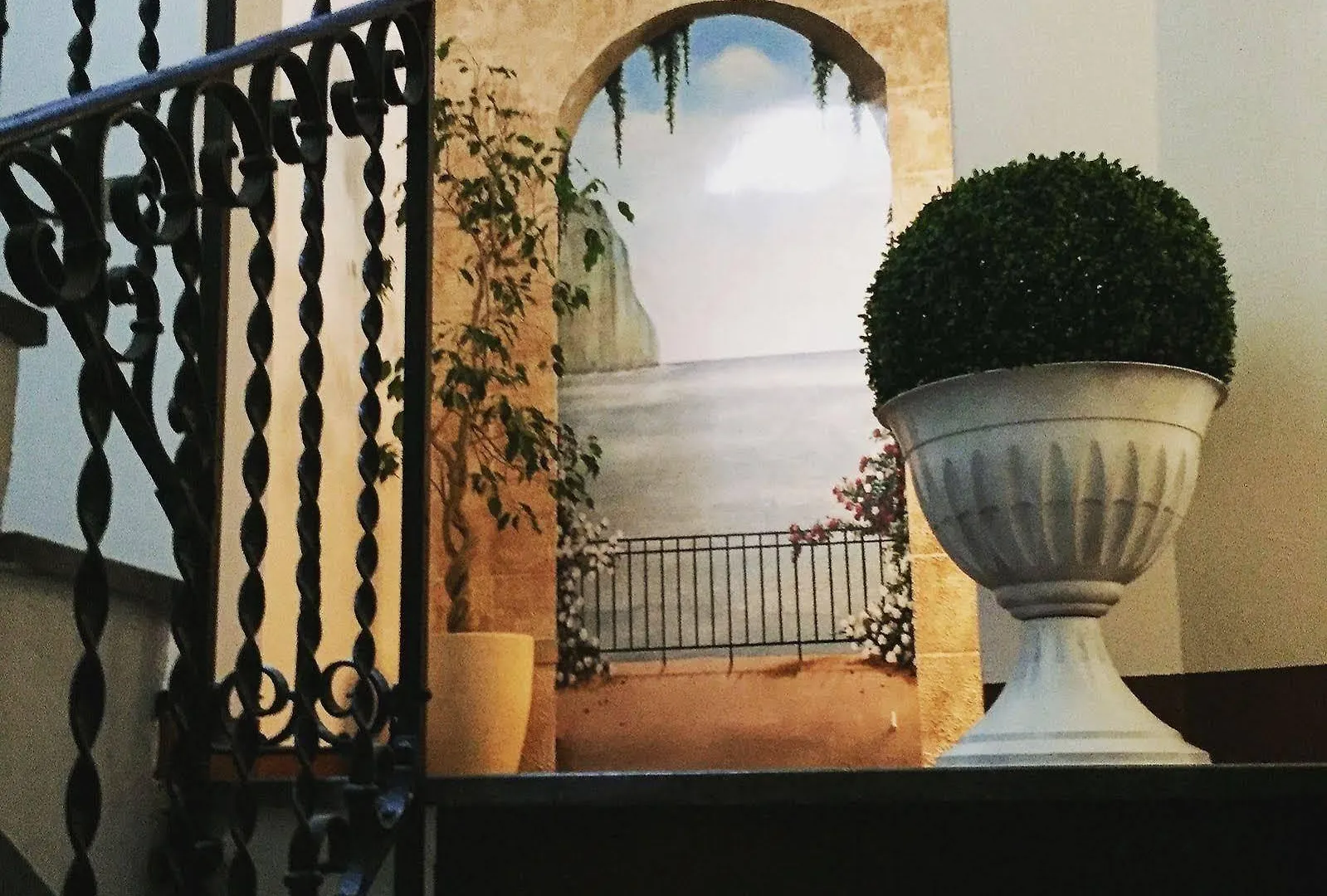 Voila Rooms Guest House Terrasini