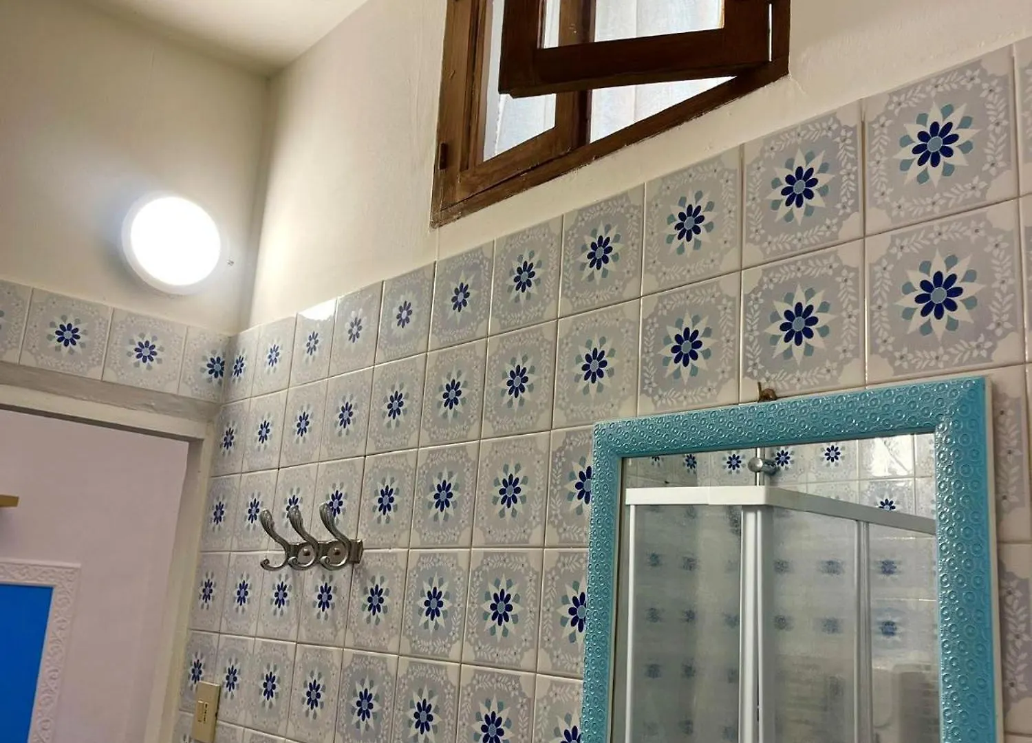 Voila Rooms Guest House Terrasini 3*,