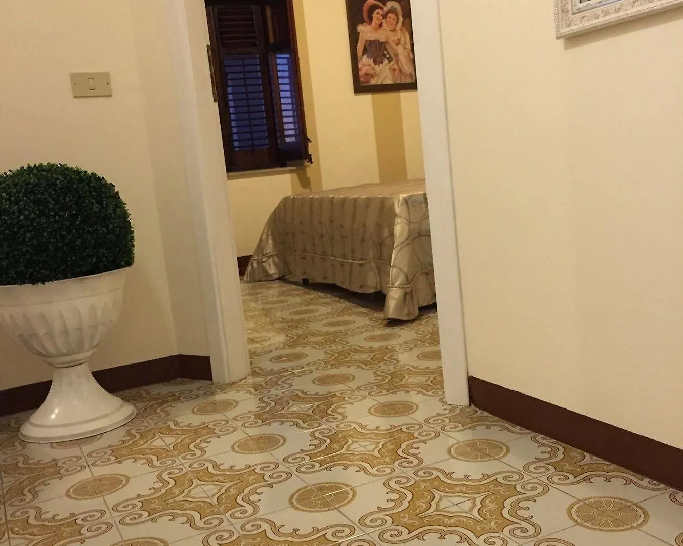 Voila Rooms Guest House Terrasini 3*,